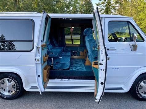 Well Maintained Chevrolet G20 Conversion Van Is Like A Time Capsule Sells With No Reserve