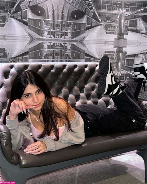 Iaaras Nude OnlyFans Photos Ibradome