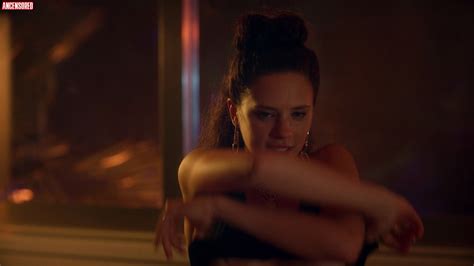 Rap Battlefield nude pics página 1