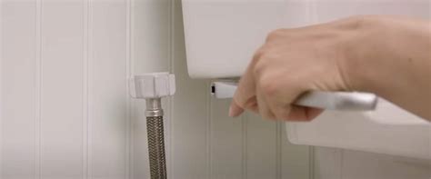 How to Stop a Toilet Fill Valve from Leaking: Step-by-Step Guide ...