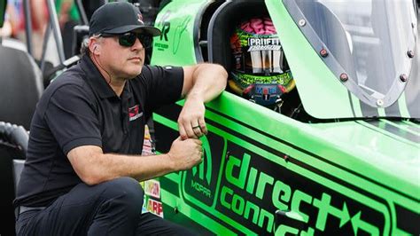 Tony Stewart Moving to NHRA Top Fuel Class, Will Replace Leah Pruett