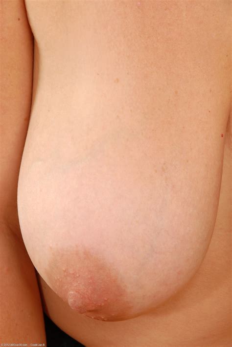 Sweet Mature With Short Hair Misti Flaunts Her Big Tits And Bush NakedPics