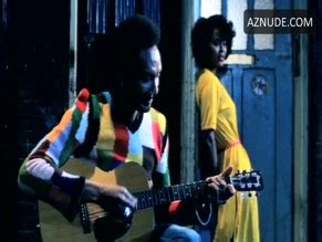 Hoge Hakken Echte Liefde Nude Scenes Aznude