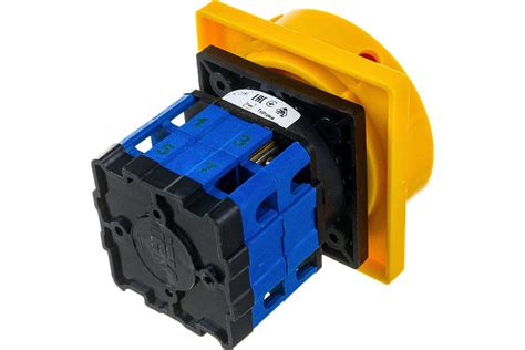 Кулачковый переключатель IEK ПКП25-13/У, 25А, "откл-вкл", 3Р/400В, ИЭК ...