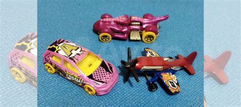 Hot Wheels Три модели купить в Москве Хобби и отдых Авито