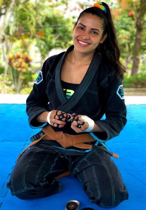 Brazilian MMA Babe Polyana Viana Femi Sports