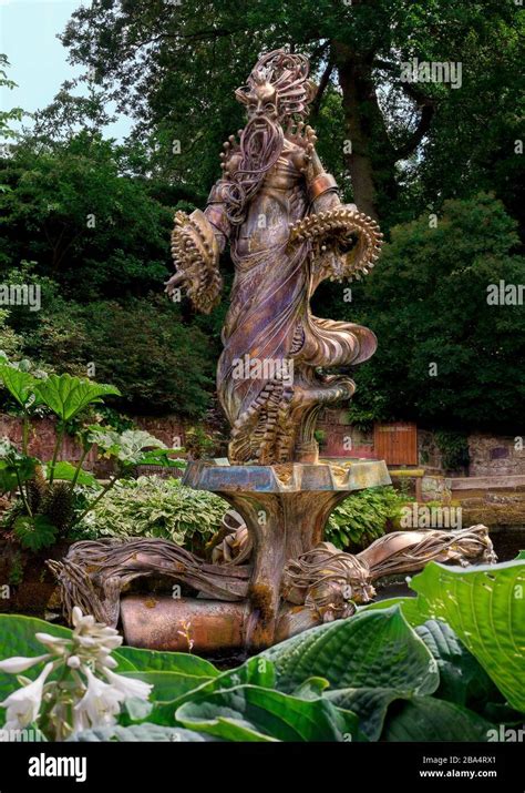 Architectural Statues Monuments Art Stock Photo Alamy