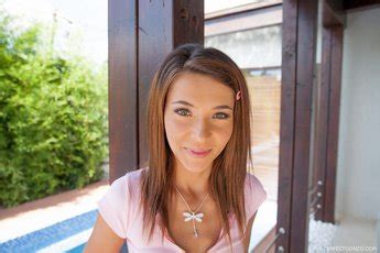 Pretty Girl Alexis Brill Showing Off Her Nice Round Ass By The Pool Photos