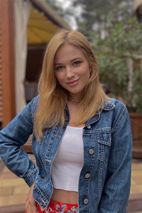 Wonderful Yana Y O From Kiev With Blonde Hair ID LadaDate