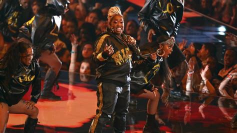 Elliott recalls crazy moments it took to make iconic videos