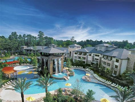 Houston Lazy Rivers To Float At Area Hotels Waterparks Resorts