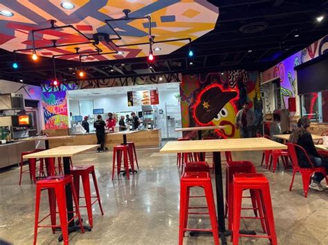 DAVES HOT CHICKEN Photos Reviews Market Place Blvd Bryson Irving TX