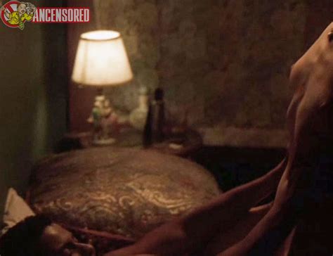 Naked Victoria Haas In Poison Ivy 2