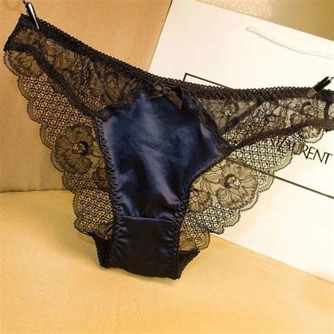 D P T Vente Et Vide Dressing De Luxe Chez Camille Lingerie Fine De Grandes Marques