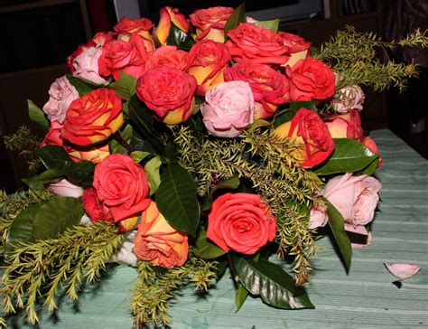 bouquet  roses   stock photo public domain pictures