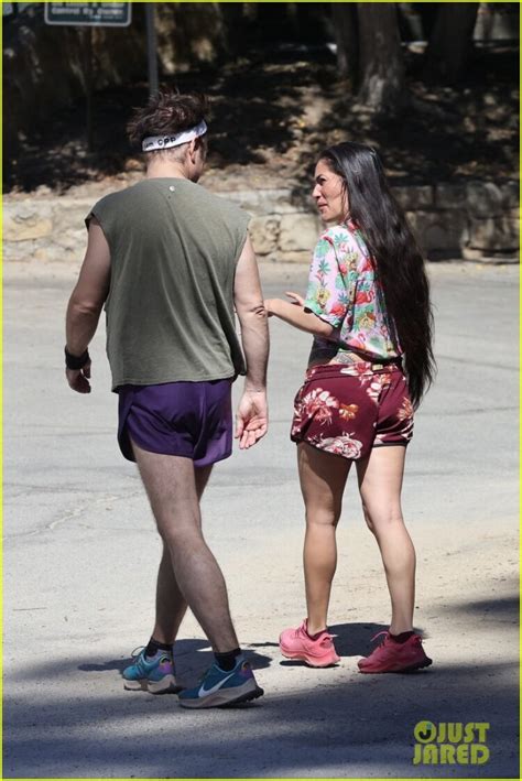 Hot Sexy Q Orianka Kilcher Bikini Pics