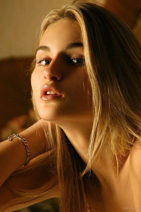 Ukrainian Babe Katya D Reveals Her Big Tits And Poses Naked