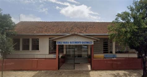 Adolescente invade escola com faca, mata criança de nove anos e deixa ...