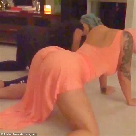 Big Booty Twerking Dress Best XXX Pics Free Porn Images And Hot Sex Photos On Pornature