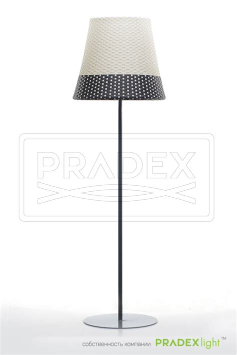 Напольный Торшер из искусственного ротанга компании PRADEX-light