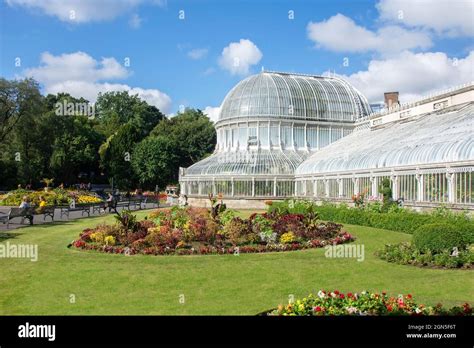 Belfast Botanic Gardens Glasshouse Hi Res Stock Photography And Images