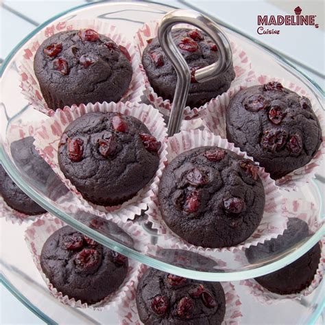 Briose De Post Cu Ciocolata Si Merisoare Madelines Cuisine