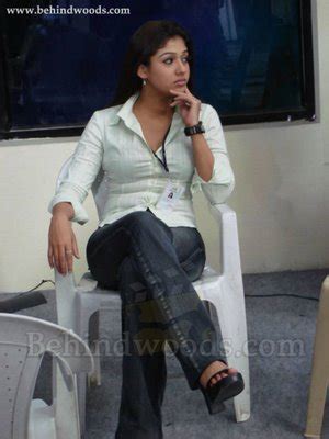 South Indian Actress Stills Wallpapers Nayanthara Hot Stills