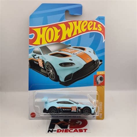 Jual Hot Wheels Aston Martin Vantage GTE Hijau Shopee Indonesia