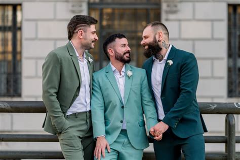 Impresionantes Fotograf As De Una Boda Gay Poliamorosa En Brasil