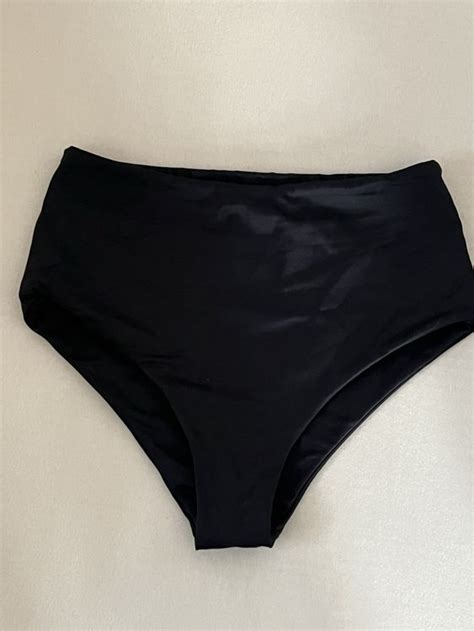 Main Design Bikini Unterteil Gebraucht in St Gallen für CHF 15 mit Lieferung auf Ricardo kaufen