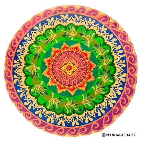 Mandala mdf Pintada a Mão Tinta Acrílica Elo7