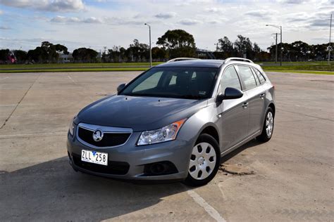 Holden Cruze Review 2013 Cd And Cdx