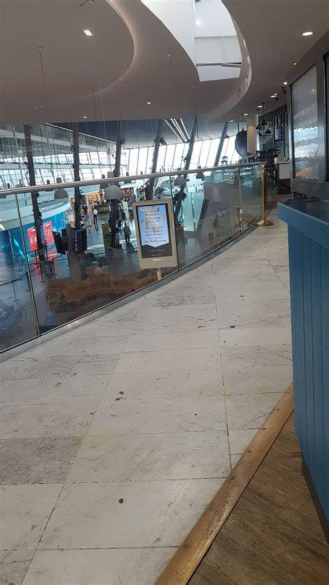 Nice Airport Customer Reviews - SKYTRAX