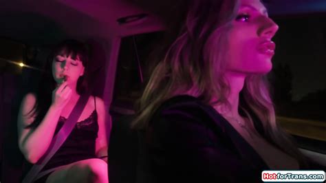 Big Tits Shemale Jade Venus Licks And Bangs Whitney Wright