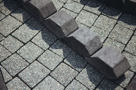 Поребрик садовий - купити вже – Бруківка Озон