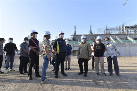 Tinjau Proyek Bandara Dan Stadion Kediri Menpora Dito Dorong