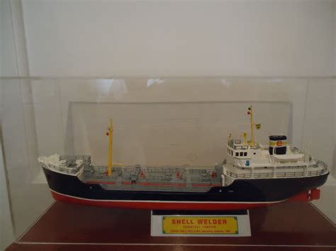 OIL TANKER (IMAGE 1) - Gallery of COMPLETED Kit-Built Ship Models ...