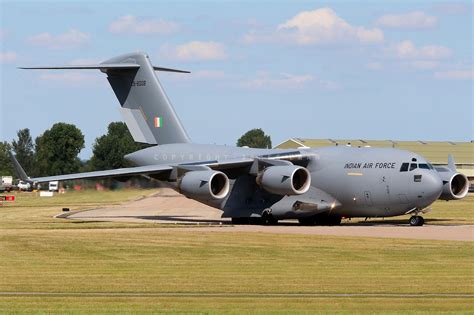 Dangerous Approach Landing Boeing C 17 Indian Air Force Artofit