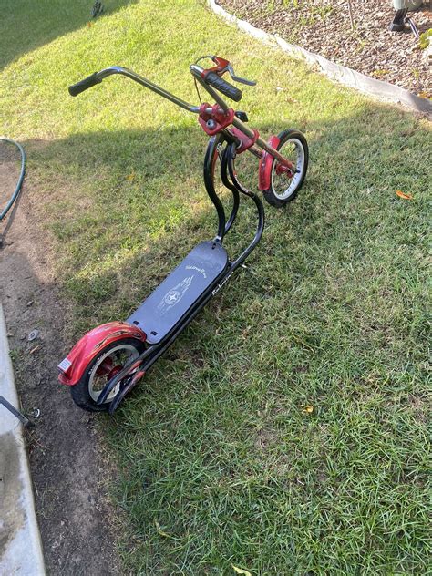 Schwinn Stingray Push Scooter for Sale in Visalia, CA - OfferUp