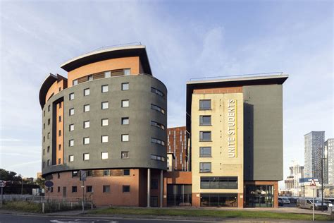 Directions to New Medlock House via Manchester Public Transit 12