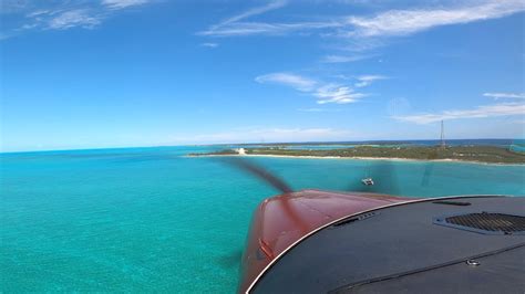 Approach And Landing Into Little Farmers Cay The Exumas The Bahamas 🇧🇸 Cessna Turbo 182t