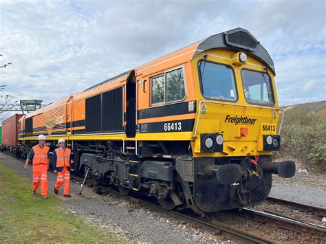 Salary Trends for Freightliner Corporation Staff in the UK 32