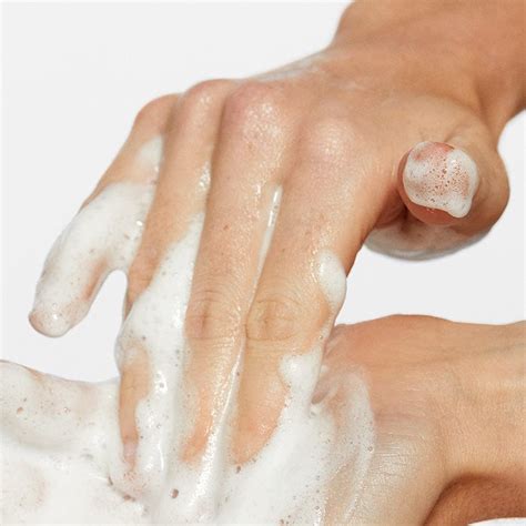 Oil To Foam Total Cleanser | Gesichtsreiniger | Offizieller Shop