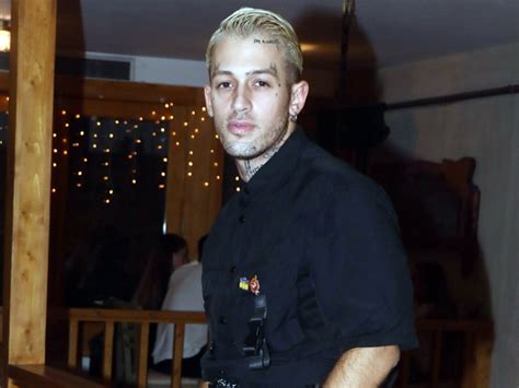 Τάσος Ξιαρχό Οι gay έχουν περισσότερα δικαιώματα από τους straight TirnavosPress