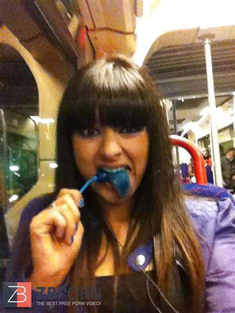 Beurette En Chaleur ZB Porn