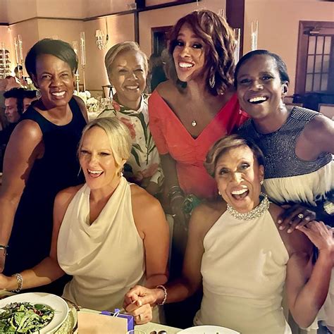 Gmas Robin Roberts Wedding Month Has A Special Meaning Behind It