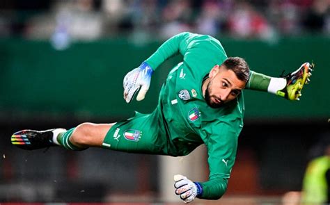 Donnarumma S Match Shirt Austria Italy 2022 CharityStars