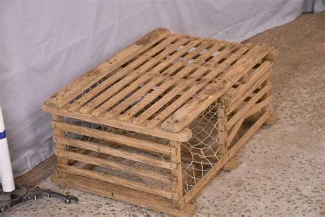 Vintage Wooden Lobster Trap 957 123 Rh Lee And Co Auctioneers