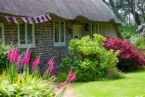 Thatched Cottage & Garden Free Stock Photo - Public Domain Pictures