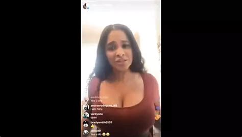 Black Bbw Topless Driving Big Tits Solo American Saggy Tits Porn Xhamster